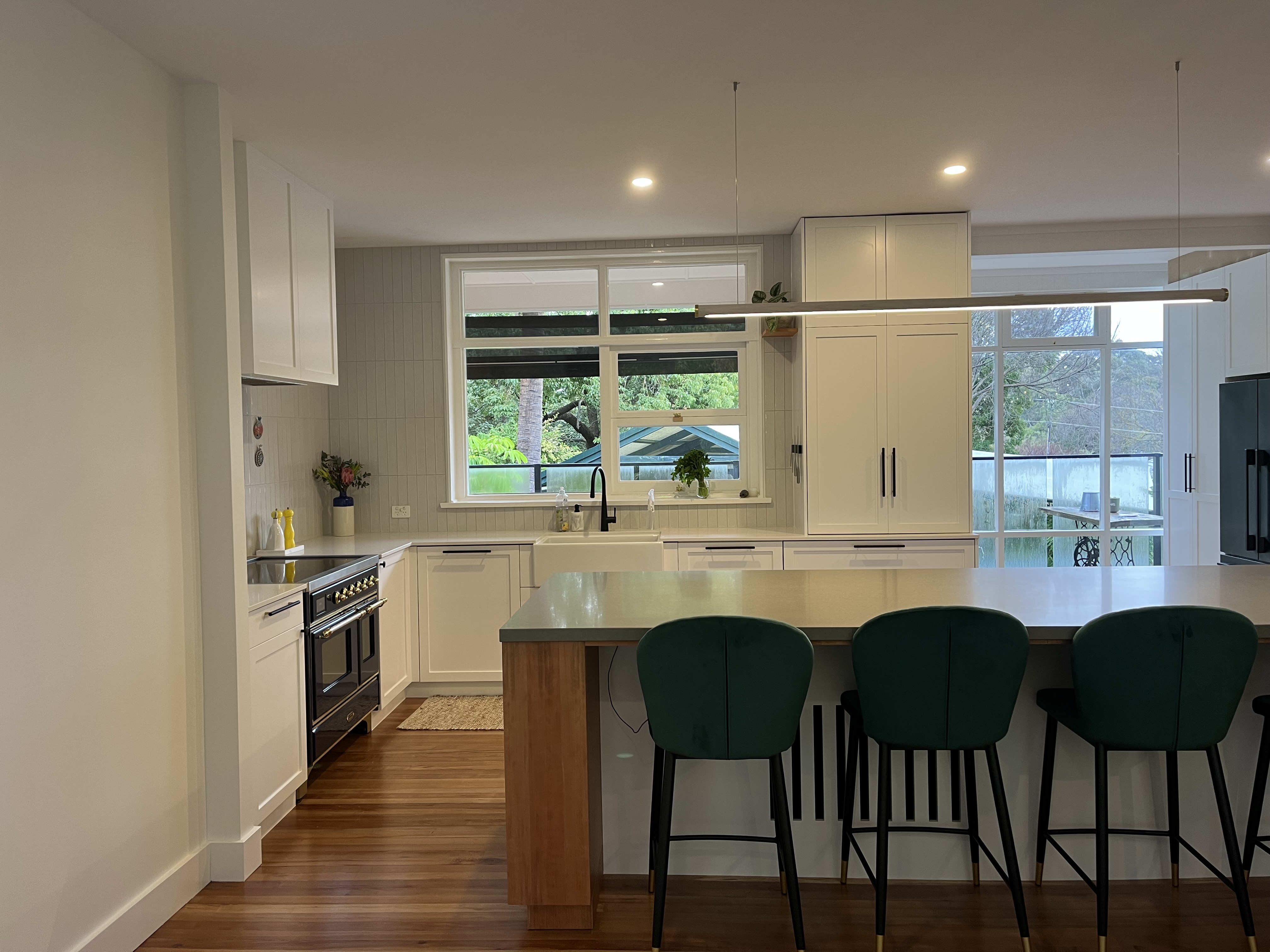 A calm finished kitchen, the outcome of Phase One
